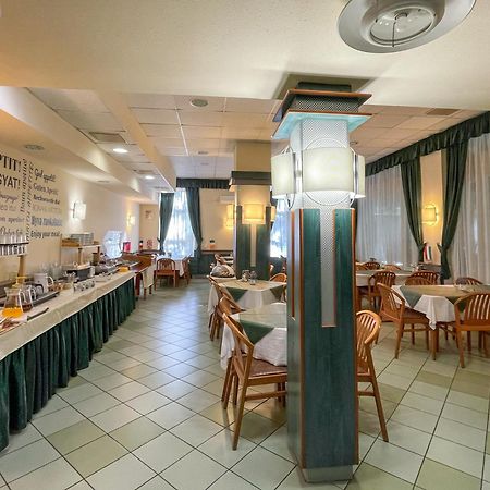 Tisza Sport Hotel Szegedin Exterior foto